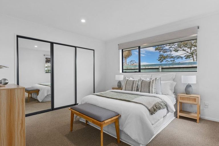 Photo of property in 2/14 Farquhars Road, Redwood, Christchurch, 8051