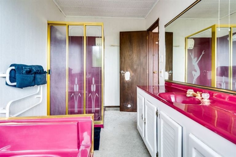 Photo of property in 13 Donegal Crescent, Tamatea, Napier, 4112