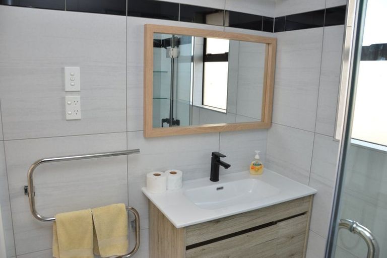 Photo of property in 26 Latham Avenue, Pakuranga, Auckland, 2010