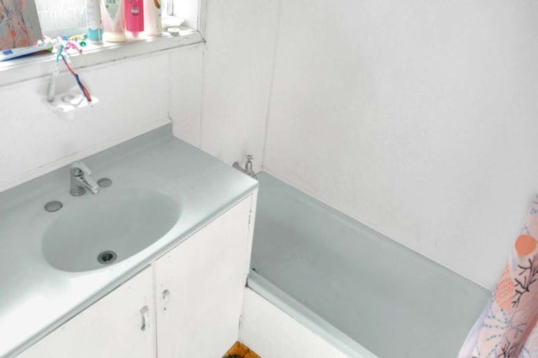 Photo of property in 140 Lucknow Street, Wairoa, 4108