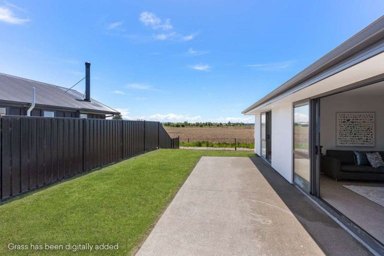 Photo of property in 27 Ranginui Drive, Kaiapoi, 7630