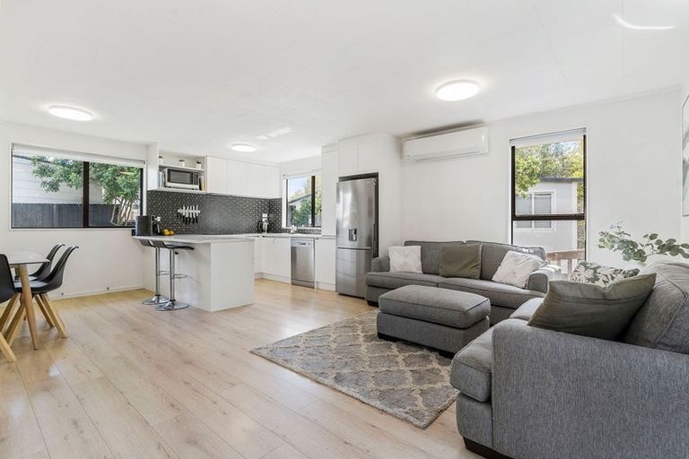 Photo of property in 2/63a Colwill Road, Massey, Auckland, 0614