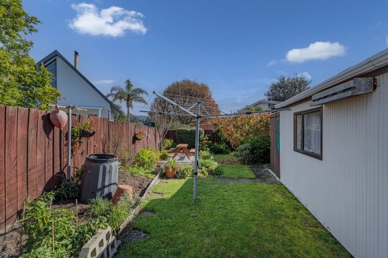 Photo of property in 4 Courtney Place, Pauanui, Hikuai, 3579