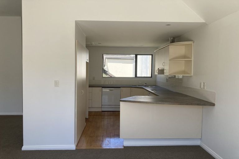 Photo of property in Victoria Town Houses, 1/219 Victoria Street, Te Aro, Wellington, 6011