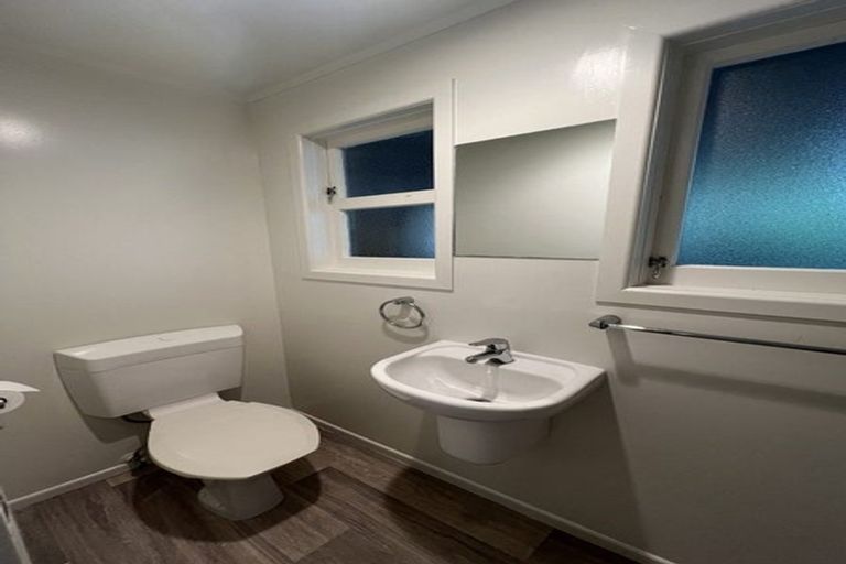 Photo of property in 58 Rainbow Drive, Rainbow Point, Taupo, 3330