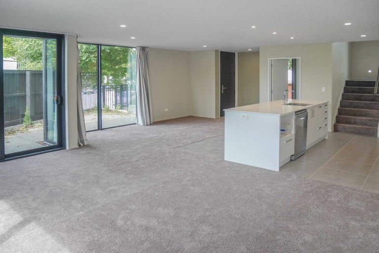 Photo of property in 93 Waimairi Road, Upper Riccarton, Christchurch, 8041