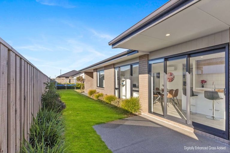 Photo of property in 8 Kate Sheppard Drive, Rolleston, 7615
