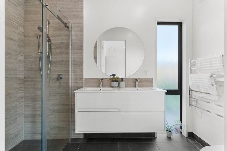 Photo of property in 4 Tussle Grove, Halswell, Christchurch, 8025