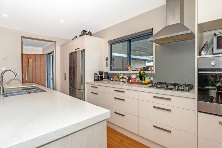 Photo of property in 14 Tuamotu Park, Wainui, Gisborne, 4010