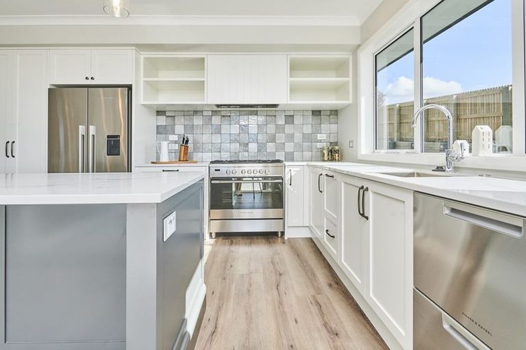 Photo of property in 7 Kiritiana Close, Pyes Pa, Tauranga, 3112