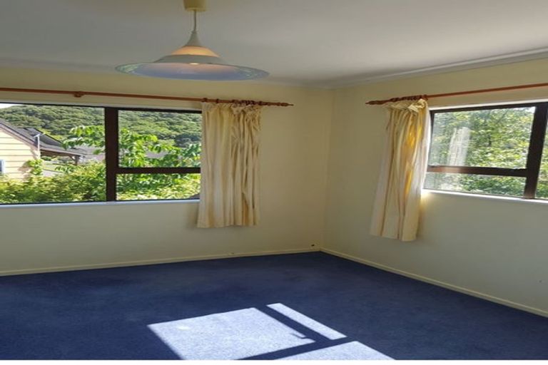 Photo of property in 14 Shackle Lane, Whitby, Porirua, 5024