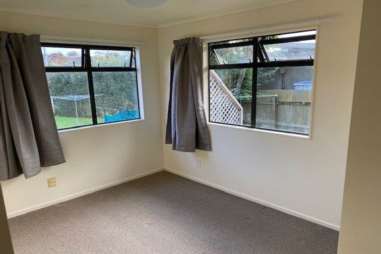 Photo of property in 4 Marine Parade, Mount Maunganui, 3116