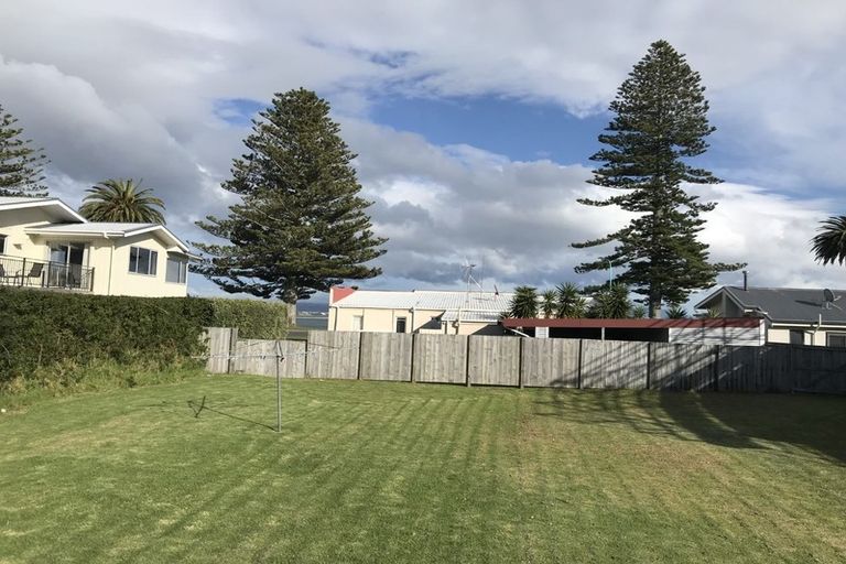 Photo of property in 28 Victoria Road, Mount Maunganui, 3116