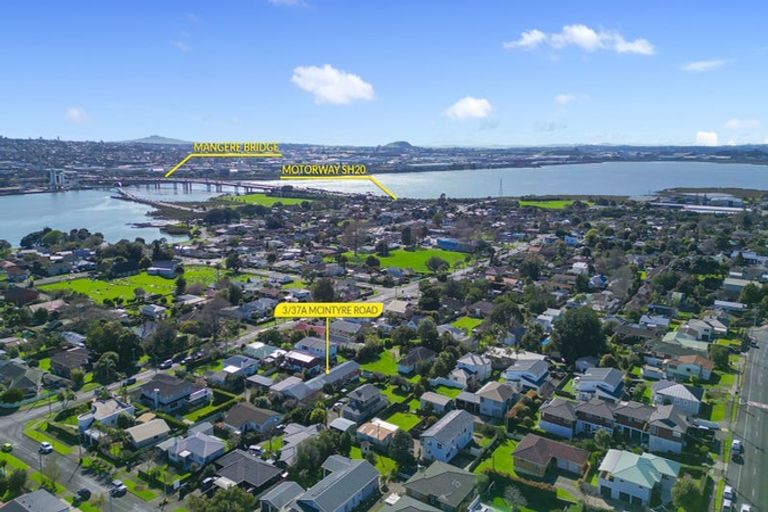 Photo of property in 1/37a Mcintyre Road, Mangere Bridge, Auckland, 2022