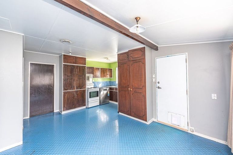 Photo of property in 22 Waitere Street, Marton, 4710