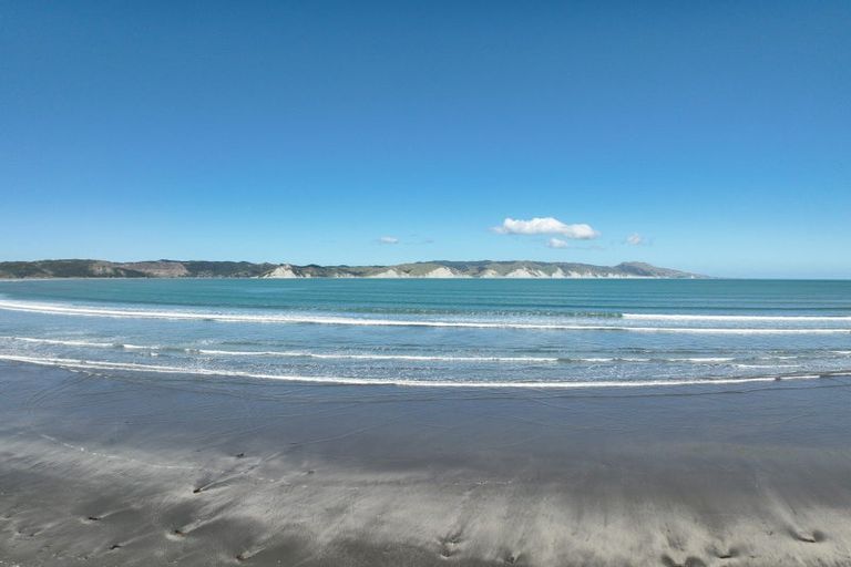 Photo of property in 2 Maru Place, Ranui, Auckland, 0612