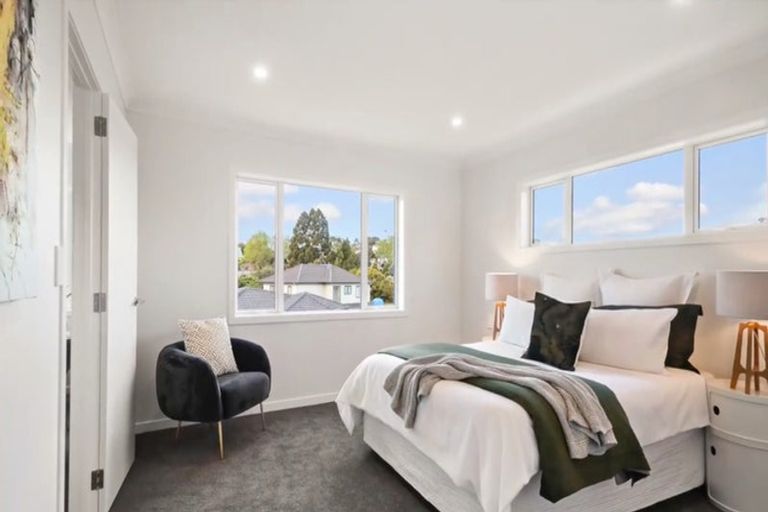 Photo of property in 26b Stottholm Road, Titirangi, Auckland, 0604