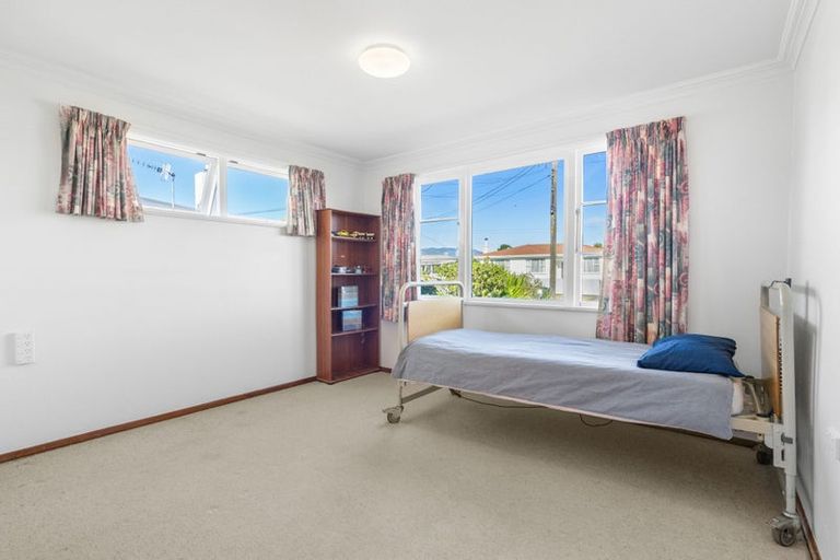 Photo of property in 27 Bledisloe Street, Levin, 5510