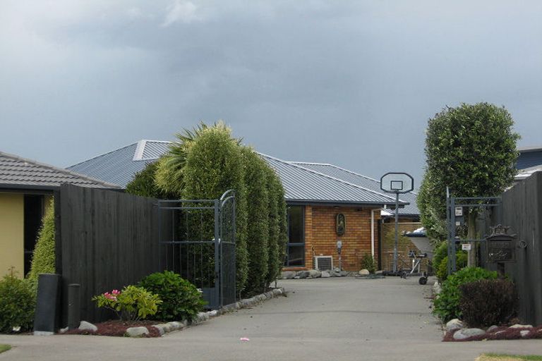 Photo of property in 22 Saint Keverne Close, Burwood, Christchurch, 8083