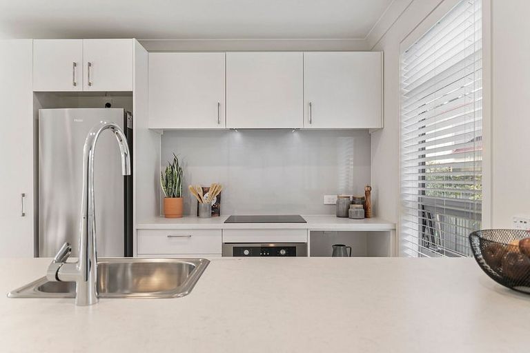 Photo of property in 83c Marlborough Avenue, Glenfield, Auckland, 0629