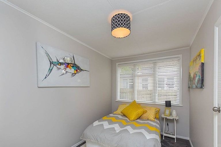 Photo of property in 14 Farmer Street, Mangere East, Auckland, 2024