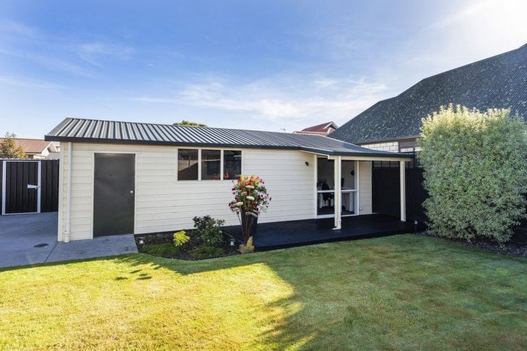 Photo of property in 53 Woolley Street, Avondale, Christchurch, 8061