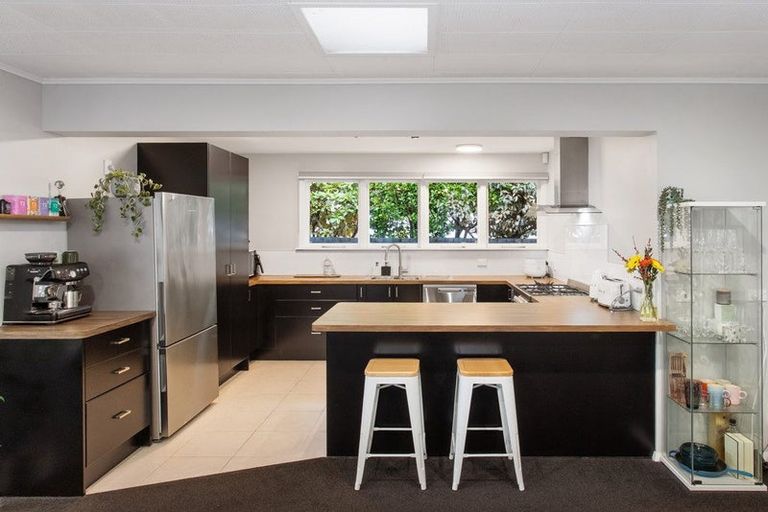 Photo of property in 6 Bannister Place, Ilam, Christchurch, 8053