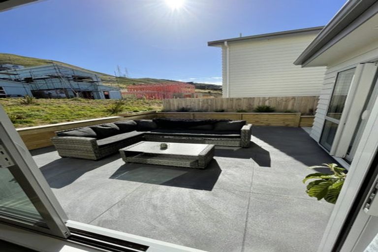 Photo of property in 151 Amesbury Drive, Churton Park, Wellington, 6037