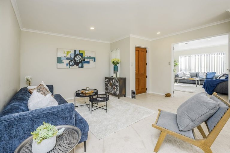 Photo of property in 9 Puketi Lane, Waiuku, 2123