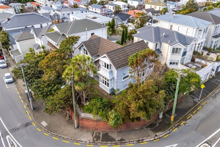 Photo of property in 75 Brougham Street, Mount Victoria, Wellington, 6011