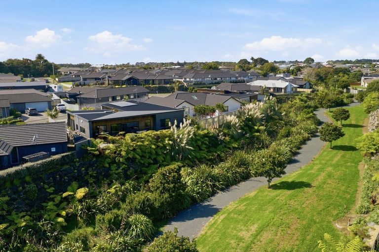 Photo of property in 3 Ashwood Lane, Bell Block, New Plymouth, 4312