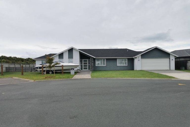 Photo of property in 4 Sujuan Close, Cambridge, 3434