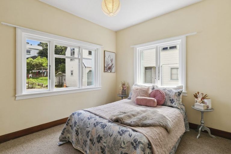 Photo of property in 56f2 Tanera Crescent, Brooklyn, Wellington, 6021