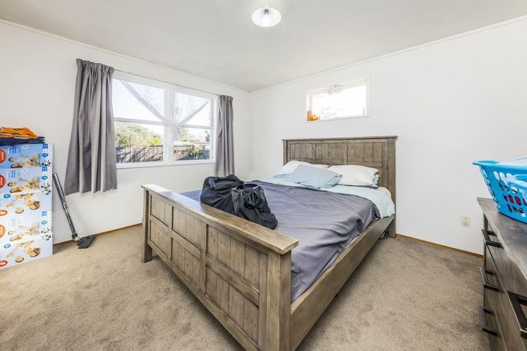 Photo of property in 12a Mcentee Street, Papakura, 2110