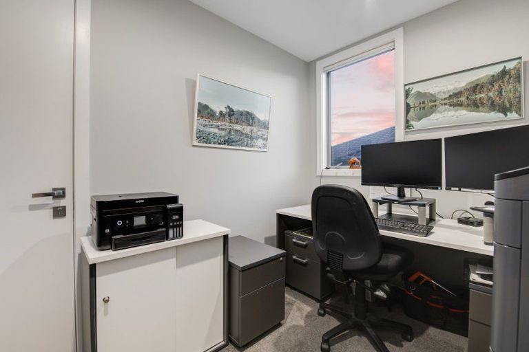 Photo of property in 31 Grand Drive, Orewa, 0931