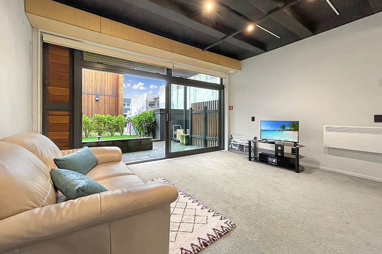 Photo of property in Vedado Apartments, 108/41u Hopper Street, Mount Cook, Wellington, 6011