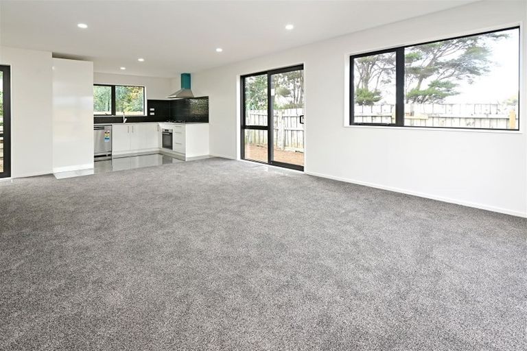 Photo of property in 37e Cornwall Road, Papatoetoe, Auckland, 2025