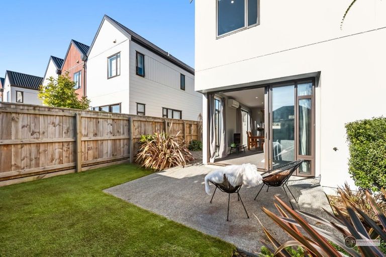 Photo of property in 17 Ron Deal Way, Epuni, Lower Hutt, 5011