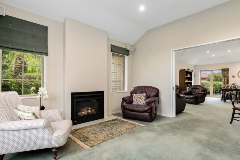 Photo of property in 15 Caleb Place, Northwood, Christchurch, 8051