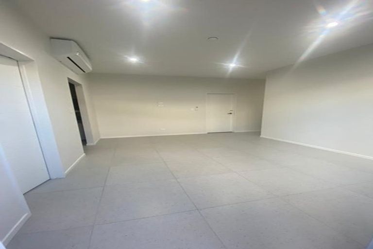 Photo of property in 36a Cambridge Terrace, Papatoetoe, Auckland, 2025