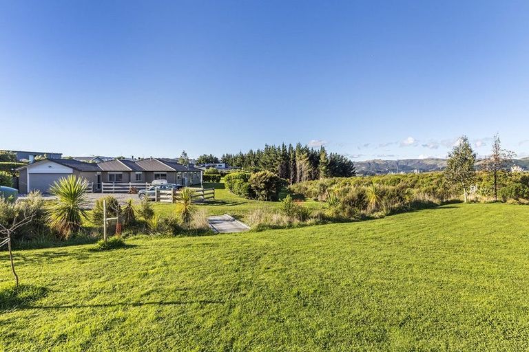 Photo of property in 88b Endeavour Drive, Whitby, Porirua, 5024