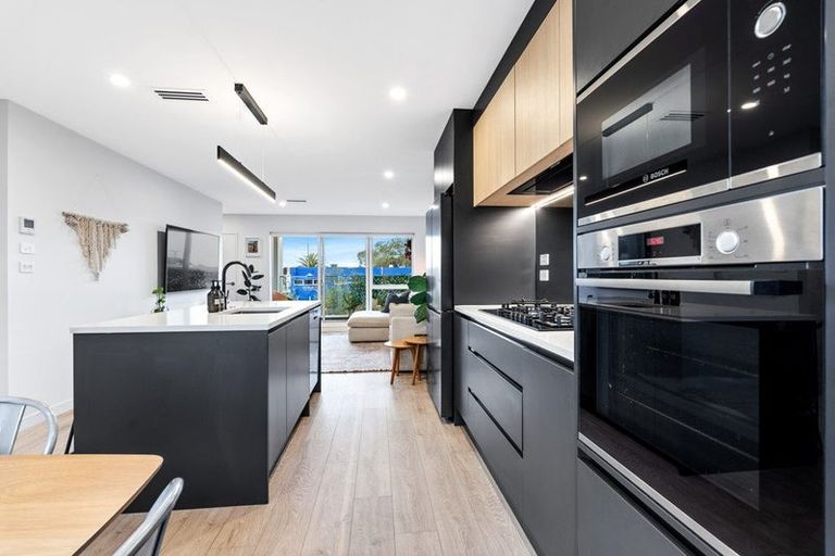 Photo of property in 3/4 Jutland Road, Hauraki, Auckland, 0622