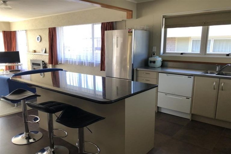 Photo of property in 10 Roeske Street, Richmond, 7020