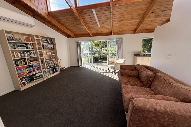 Photo of property in 120 Hunter Road, Taupaki, Henderson, 0782