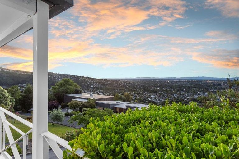 Photo of property in 75 Whaka Terrace, Huntsbury, Christchurch, 8022