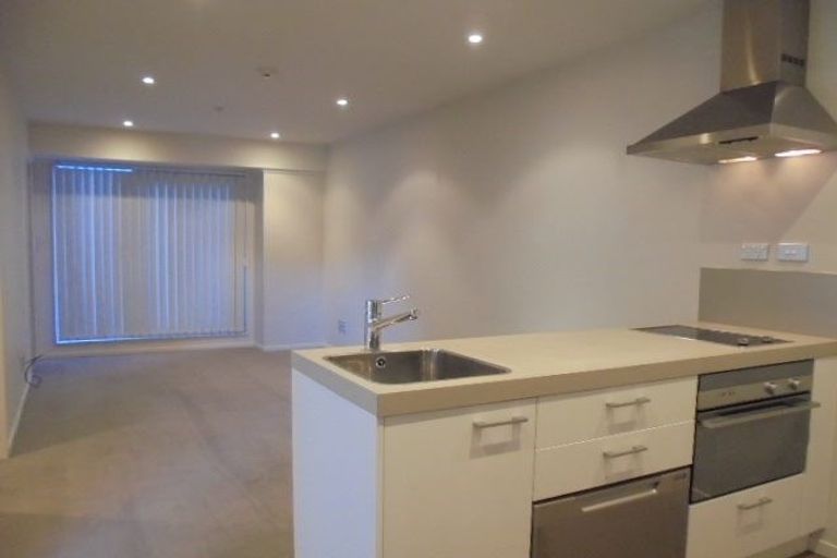Photo of property in Soho Apartments, 1004/74 Taranaki Street, Te Aro, Wellington, 6011
