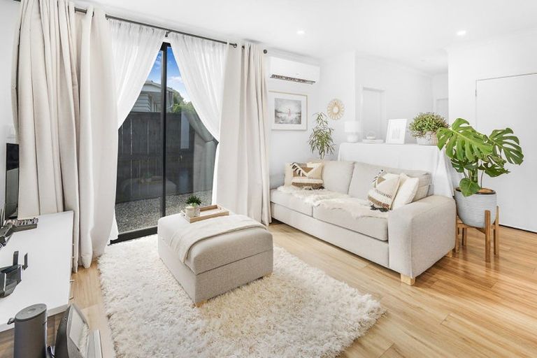 Photo of property in 12u2 Liston Crescent, Hillcrest, Hamilton, 3216
