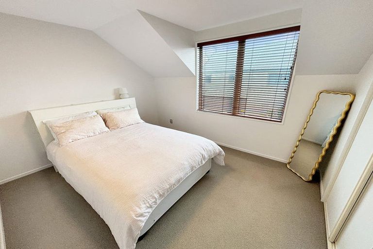 Photo of property in 972c Colombo Street, St Albans, Christchurch, 8014