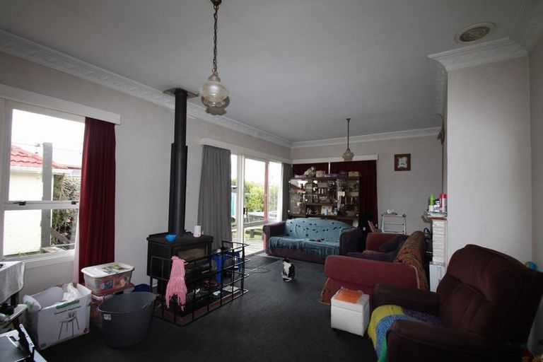 Photo of property in 21 Miranda Street, Stratford, 4332