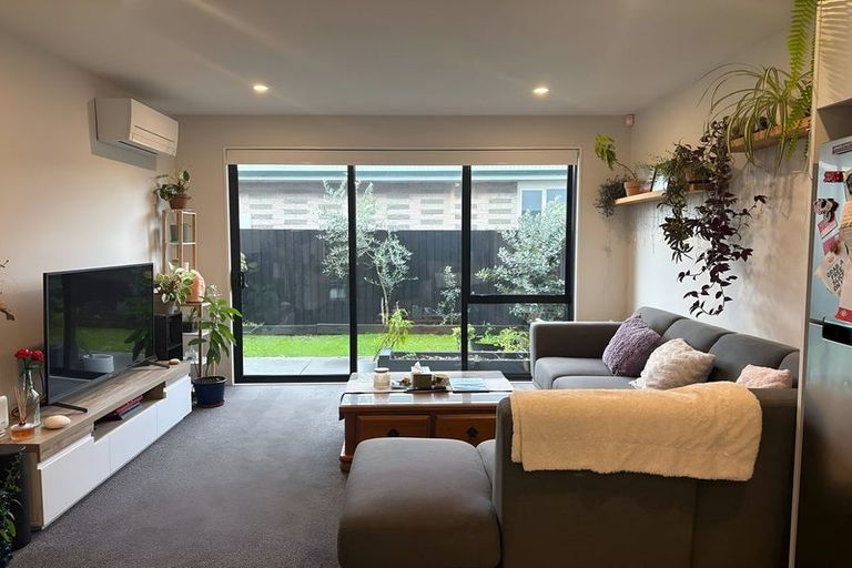 Photo of property in 2/45 Amyes Road, Hornby, Christchurch, 8042